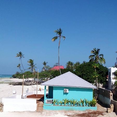 Minazi Beach Bungalows Nungwi Exterior foto